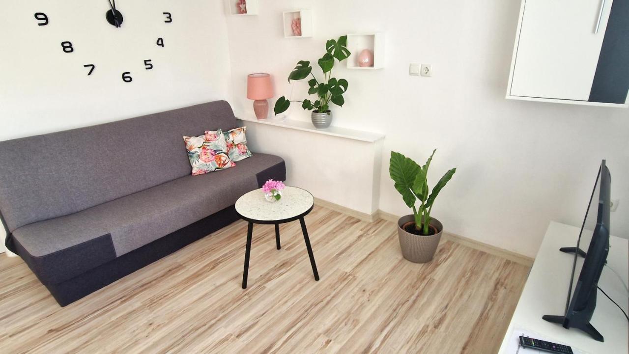 Apartment Jagoda Крк Екстер'єр фото