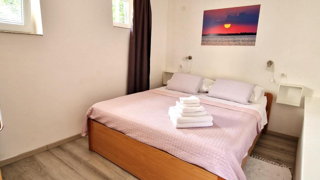 Apartment Jagoda Крк Екстер'єр фото